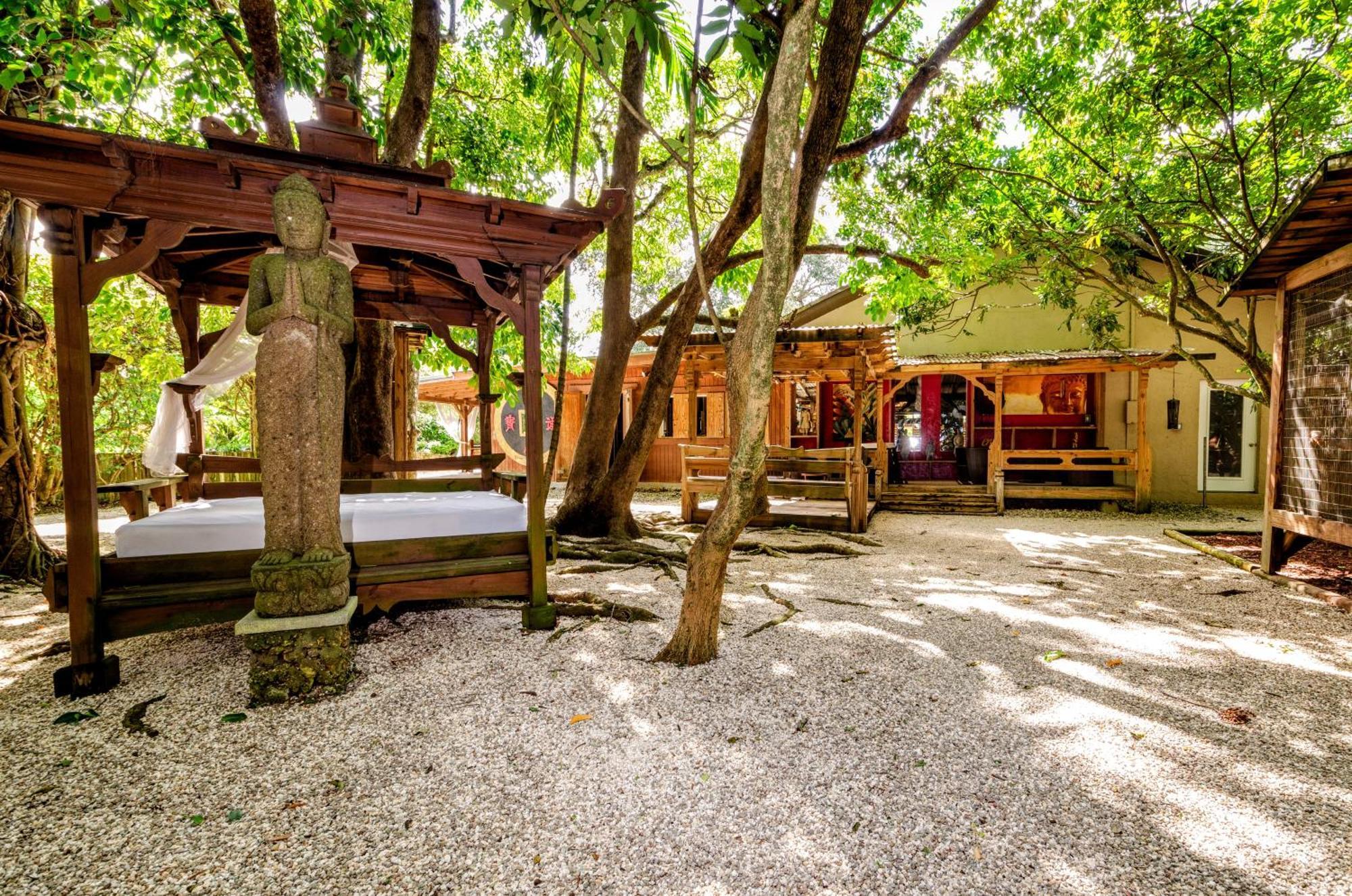 Willa Magical Wonderkoi House In A Japanese Koi Garden Miami Zewnętrze zdjęcie